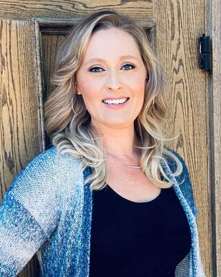 Photo of Ashley Harris, MA, LMFT, CIMHP, Marriage & Family Therapist in San Diego