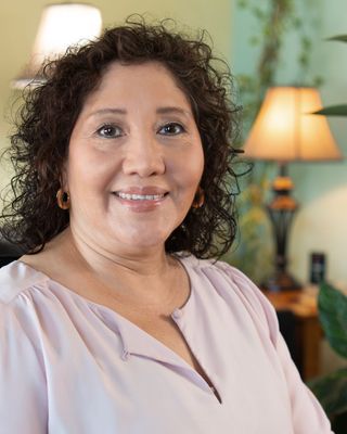 Photo of Damaris Aragon, Psychiatric Nurse Practitioner, MSN, ARNP, PMHNP, BC
