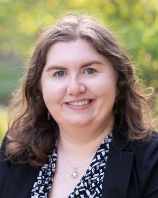 Photo of Lindy Noll, Clinical Social Work/Therapist, LCSW