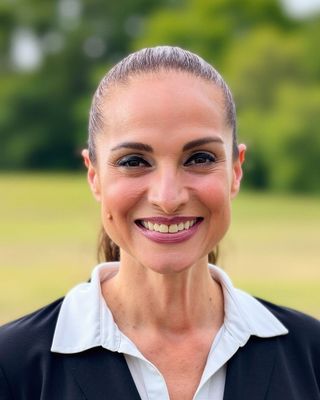 Photo of Analia Riemer, Licensed Professional Counselor, MA, LPC, CCTP