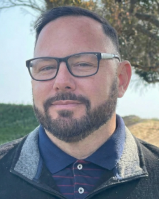 Photo of Deric T Placker, Marriage & Family Therapist, LMFT