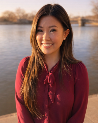 Photo of Valerie Noseng, Clinical Social Work/Therapist, LSCSW