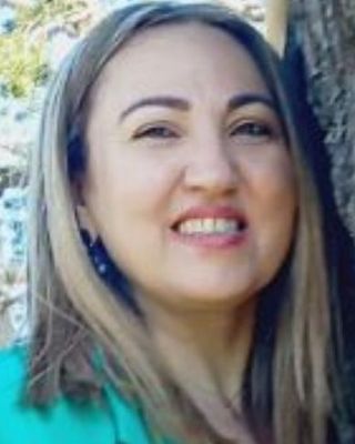 Photo of Husne White, Psychotherapist, MBABCP