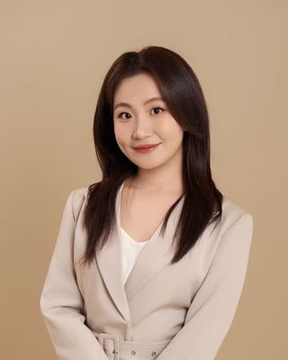 Photo of Wei Wei, Pre-Licensed Professional, MHC-LP