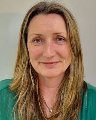 Photo of Rowena Smyth, Counsellor, MBACP