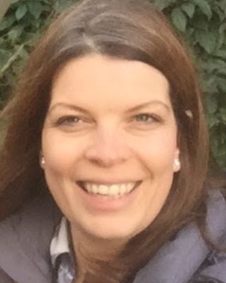 Photo of Emma Pople, Counsellor in Bristol, England