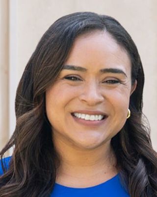 Photo of Marina Lewis, Psychiatric Nurse Practitioner, PMHNP