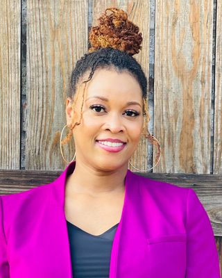 Photo of Quaneice Perry, LPC, Licensed Professional Counselor