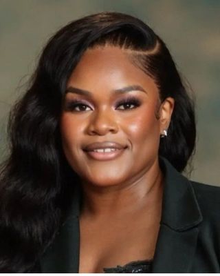 Photo of Elizabeth Girault, Psychiatric Nurse Practitioner, FNP-BC