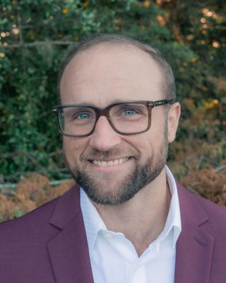 Photo of Eric Ochoa, Marriage & Family Therapist, MA, LMFT