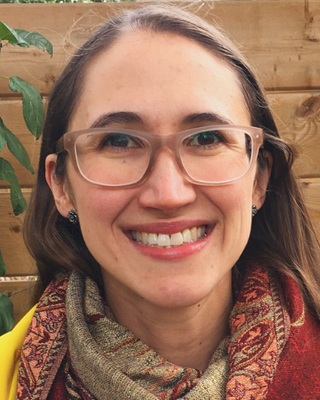 Photo of Steph Drouin - Expressive Arts Therapy with Steph, Registered Psychotherapist (Qualifying), EXAT
