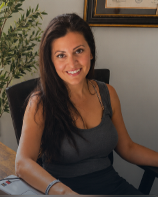 Photo of Laura Jean Capuano, Psychiatric Nurse Practitioner, RN, BSN, PMHNP, BC