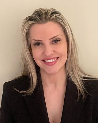 Photo of Maya Macbeth, Registered Psychotherapist (Qualifying), MACP