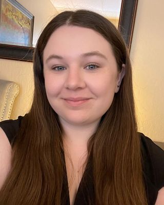 Photo of Holly Stone, Marriage & Family Therapist, MA, LMFT
