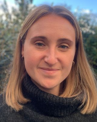 Photo of Jasmin Court, Psychotherapist, MBABCP