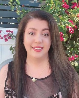 Photo of Roya Nouri, Psychologist, PhD
