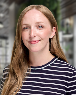 Photo of Laura Gwilt, Psychotherapist, MNCPS Acc.