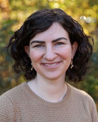 Photo of Leah Azrin, Clinical Social Work/Therapist, LCSW, PMH-C