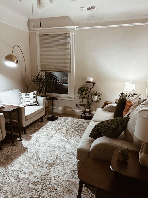 We have a cozy counseling space located in the heart of Midtown Sacramento. 