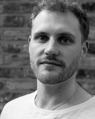 Photo of Adam Mollen, Psychotherapist, MBACP
