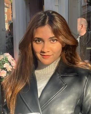 Photo of Maanika Aggarwal, Psychotherapist, MA, MBACP