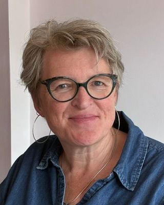 Photo of Briony Lambert, Psychotherapist, MBACP Accred