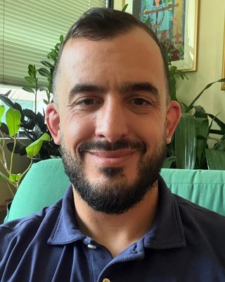 Photo of Quinn Mulhern, Pre-Licensed Professional, LMSW