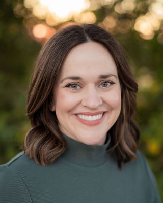 Photo of Lindsay McCartney, Clinical Social Work/Therapist, LCSW