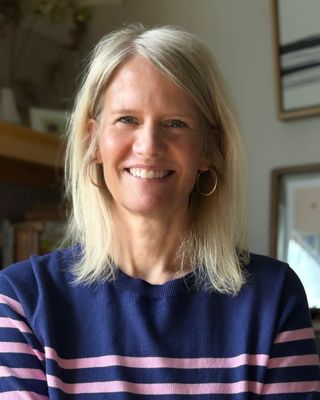 Photo of Valerie Wood, Clinical Social Work/Therapist, LMSW, CST, CST-S