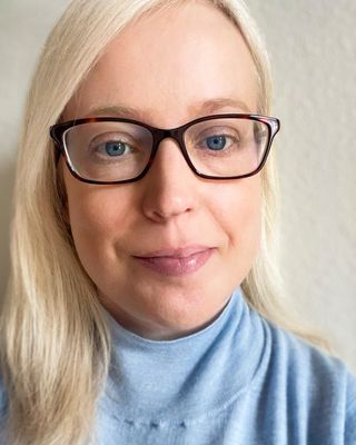 Photo of Elizabeth Payne, Licensed Professional Clinical Counselor, LPCC