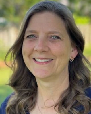 Photo of Jennifer Wallace, Licensed Professional Counselor, LPC