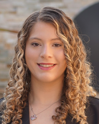 Photo of Angela Nunez, Registered Mental Health Counselor Intern, RMHCI