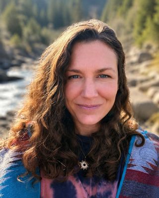 Photo of Lindsay Barclay, Professional Counselor Associate, MA, APC