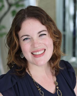 Photo of Claire Harris Kramer, Pre-Licensed Professional, LMSW, MDiv