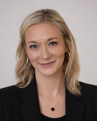 Photo of Dr. Kristin R Gillen, Psychologist, PhD, LP