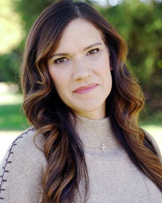 Photo of Demi Josephson, Psychologist, PhD, LP