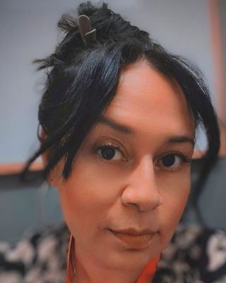 Photo of Eileen Lopez, Associate Clinical Social Worker, ACSW