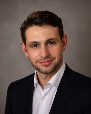 Photo of Yonatan Greenberg, Licensed Social Worker, LMSW