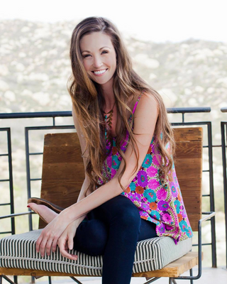 Photo of Kim Daniels, Mental Health Counselor, LMHC, EMDR-C