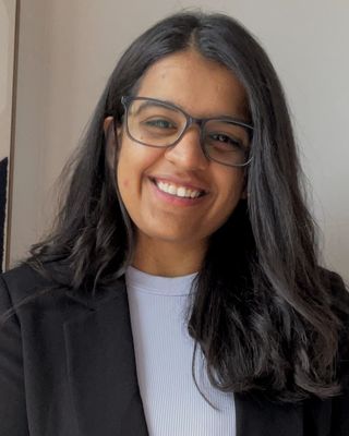 Photo of Aasna Devani, Pre-Licensed Professional in Toronto, ON