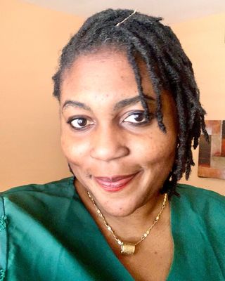 Photo of Kemi Akinbusuyi, Licensed Professional Counselor in Central City, Phoenix, AZ