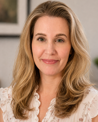 Photo of Leanna Rose, Clinical Social Work/Therapist, LCSW, RN, BSN