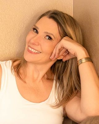 Photo of Erin Roepcke, Clinical Social Work/Therapist, LCSW