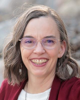 Photo of Lisa LeMay, Marriage & Family Therapist, MS, LMFT