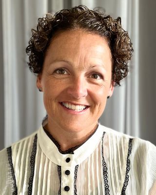 Photo of Dr. Amy Biang, Licensed Professional Counselor, PhD, LPC, CEDS
