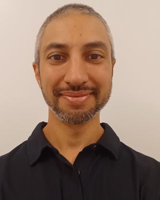 Photo of Dr. Amar Ghelani, Clinical Social Work/Therapist, PhD, MSW, RSW