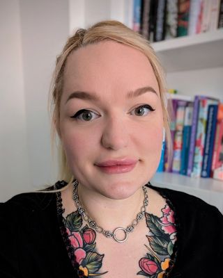 Photo of Caroline Archer, Psychotherapist, MBACP