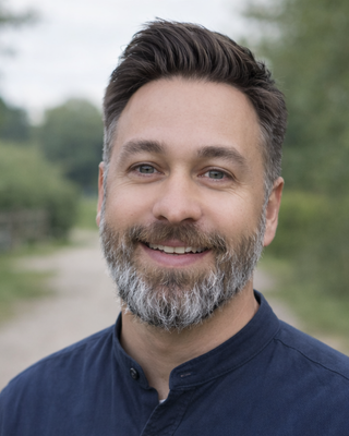 Photo of Scott Hamilton, Counsellor, MBACP