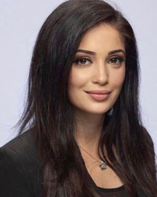 Photo of Wajma Omer, Registered Psychotherapist, MSc , Psych, RP