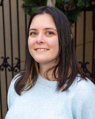 Photo of Boyana Delossantos, Clinical Social Work/Therapist, MSW, LCSW